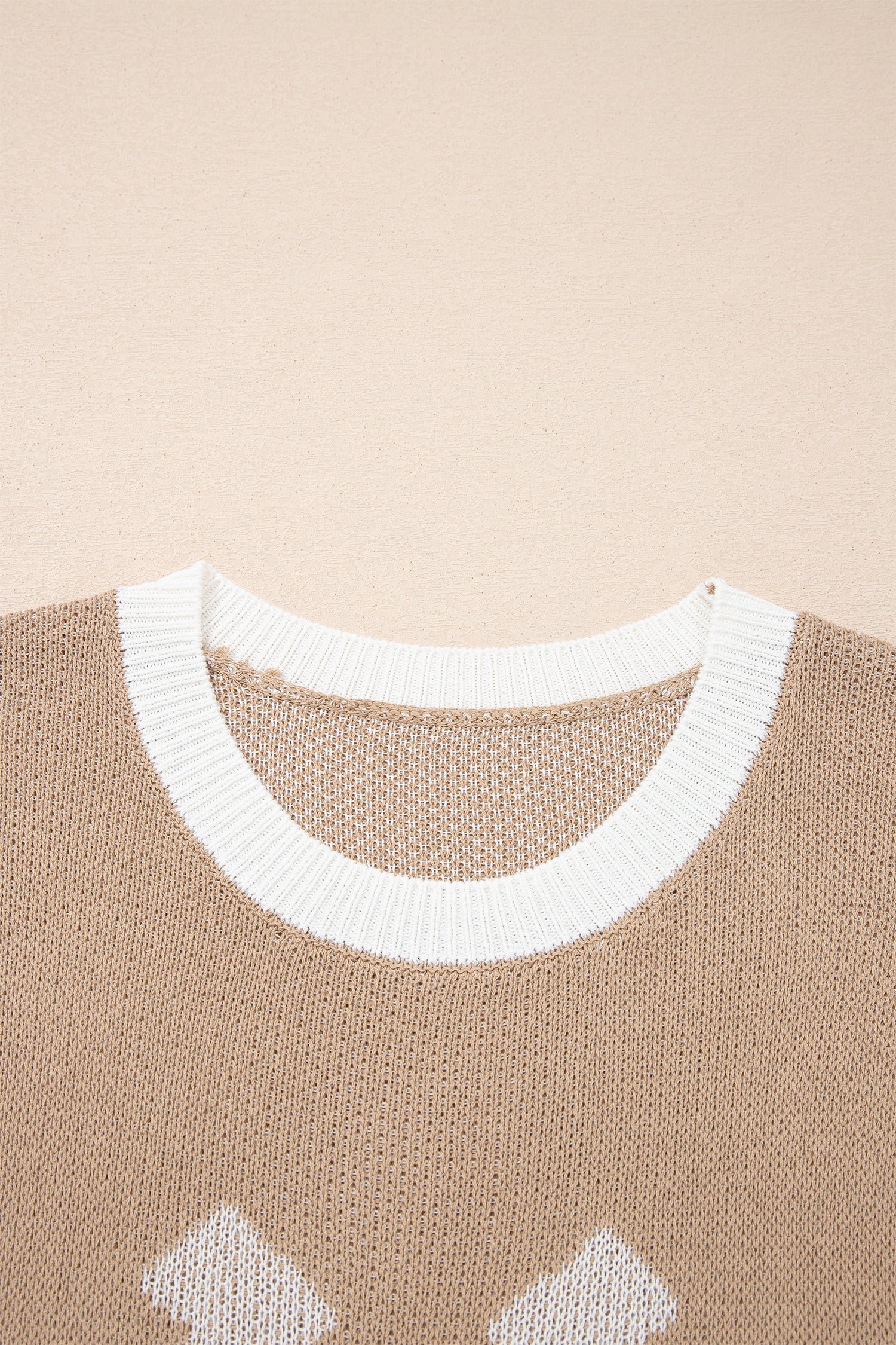 Western Horseshoe Contrast Trim Short Sleeve Sweater