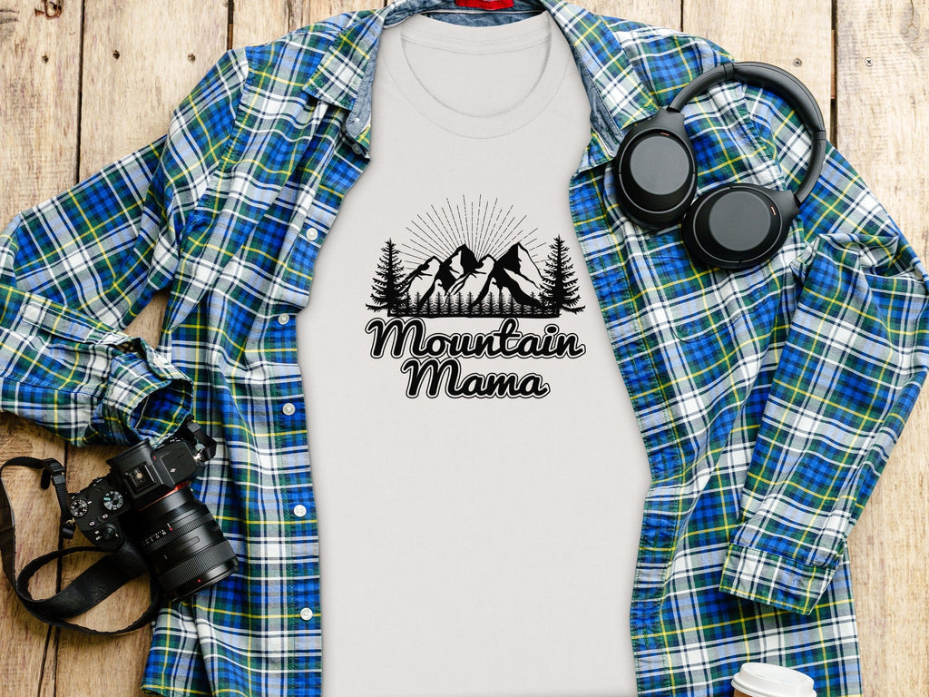 Mountain Mama Adventure Design Ideal Mother's Day T-Shirt