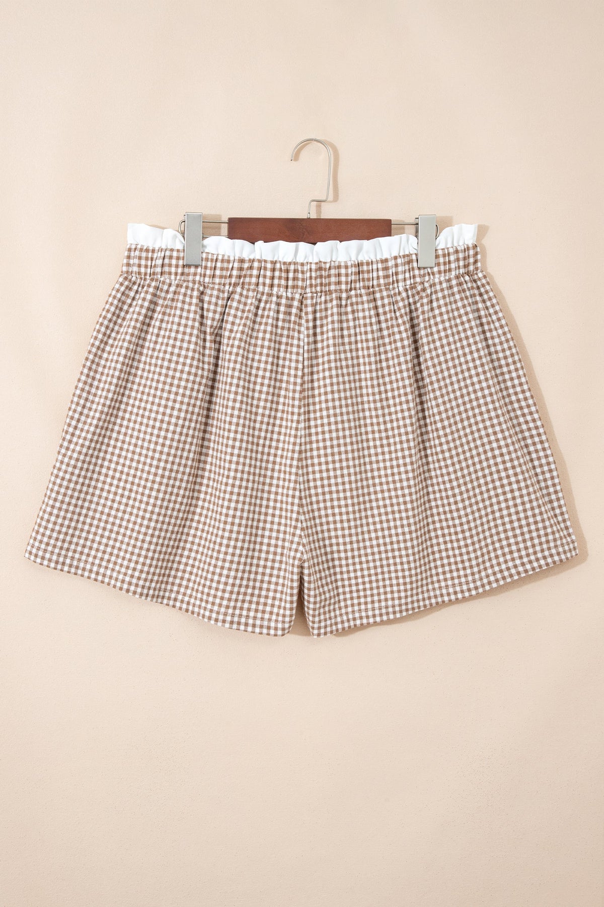 Plus Size Gingham Plaid Ruffle Contrast Trim Shorts