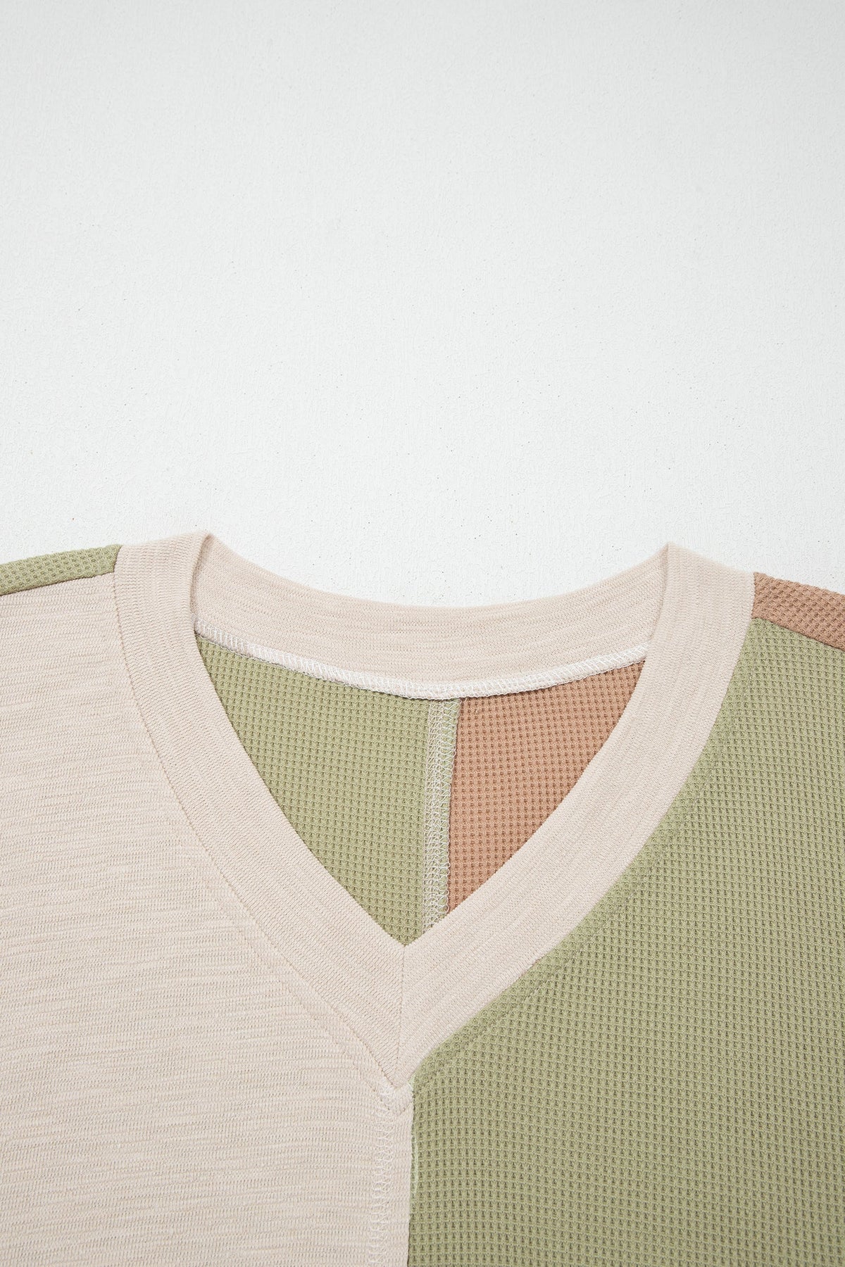 Plus Size Colorblock Waffle Long Sleeve V-Neck Top