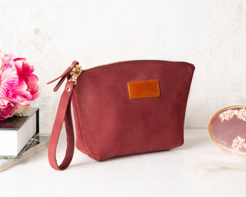 Luna Leather Makeup Bag – Genuine Leather Toiletry & Dopp Kit for Men & Women for Travel Elegance | Minimal & Handcrafted