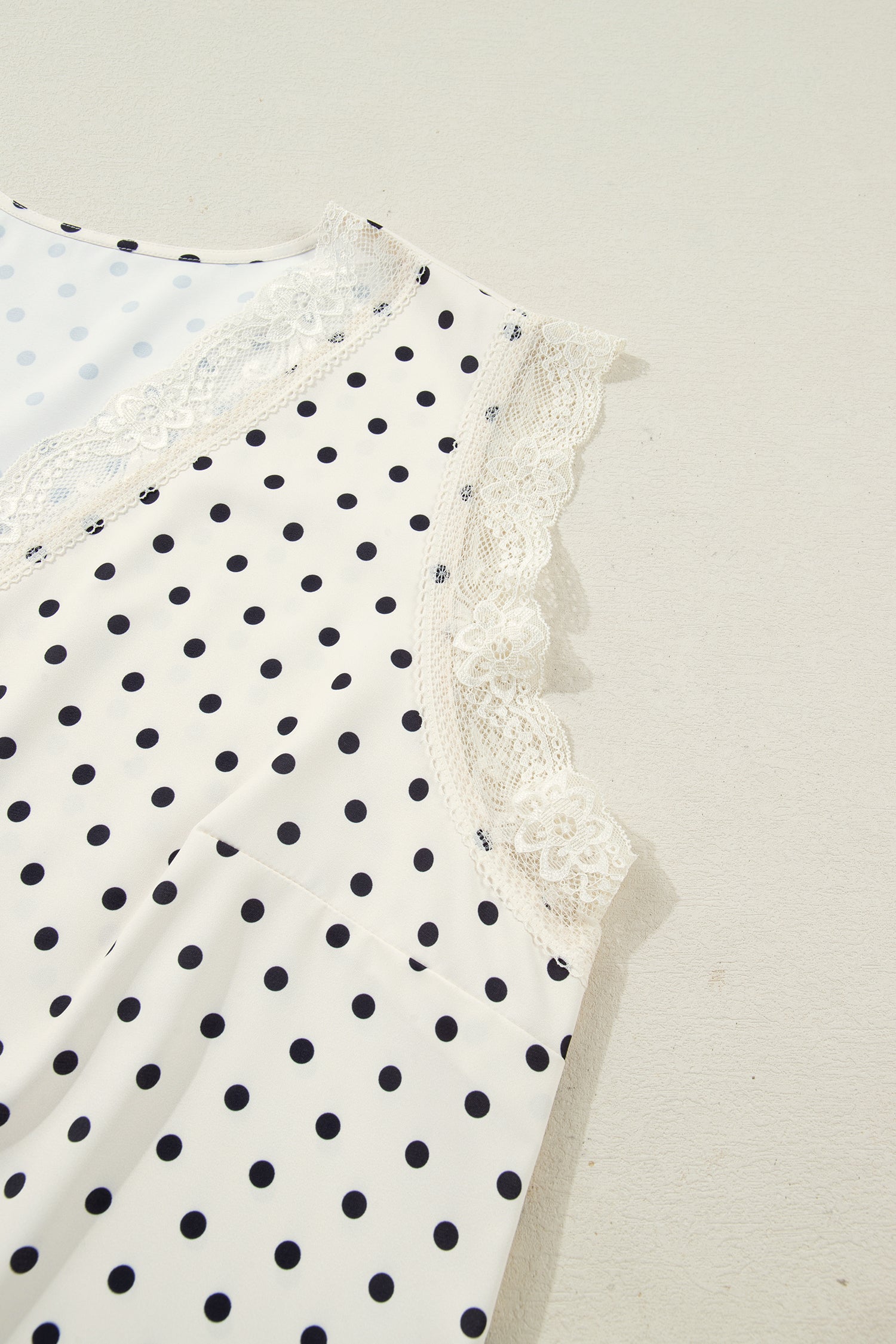 Plus Size Polka Dot Lace V-Neck Sleeveless Top