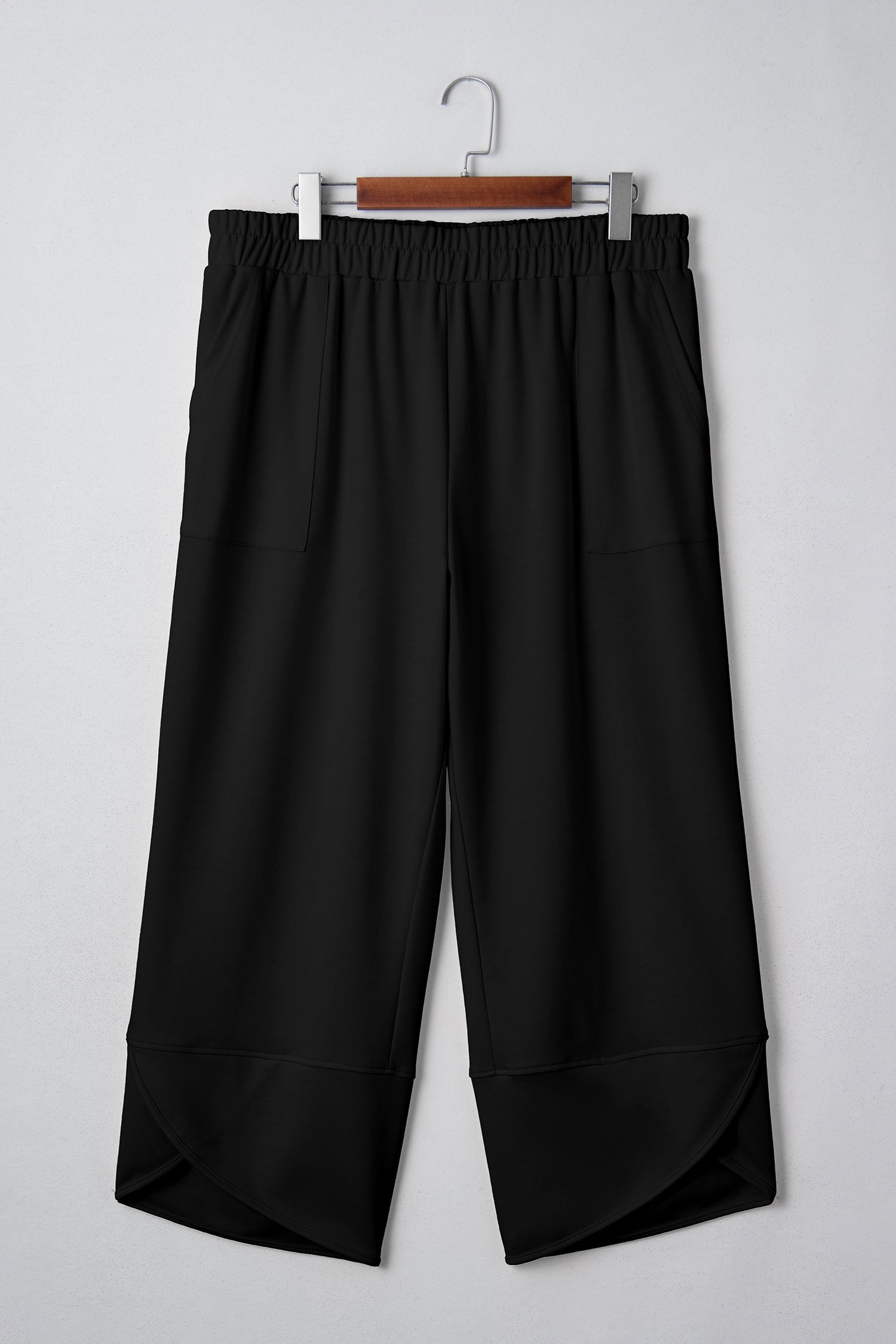 Plus Size Solid Asymmetrical Hem Capris Pants