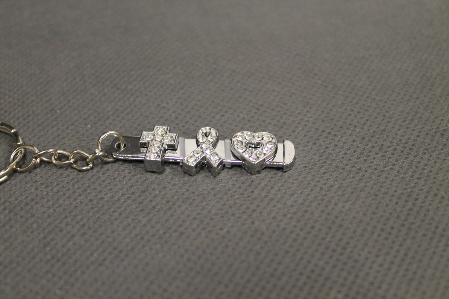 Faith Hope Love Slide Charm Keyring; Gift For Her; Gift for Mom; Girlfriend Gift; Gift for Teen; Bible Verse Jewelry; 1 Cor 13 Jewelry
