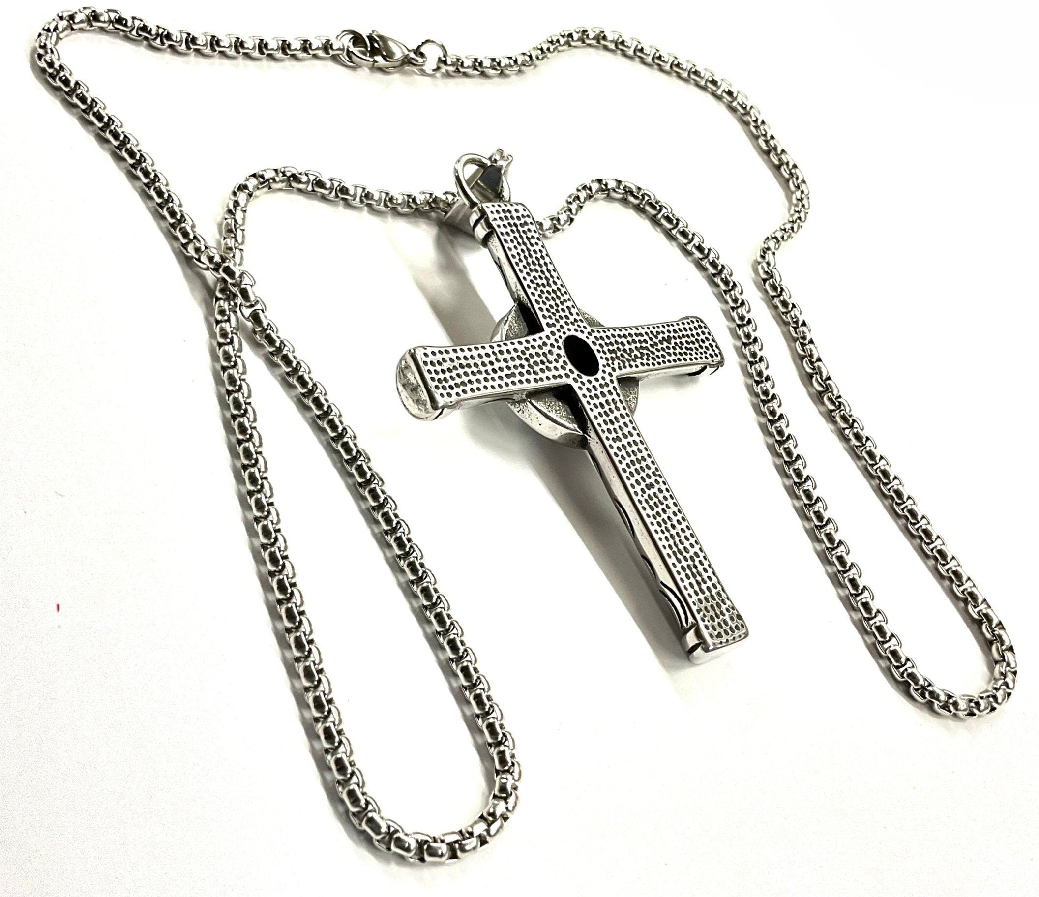 Turquoise Cross Celtic Sun Crucifix Catholic Waterproof All Stainless Steel Hypoallergenic Cross and Chain Necklace for Men hip hop Jesus